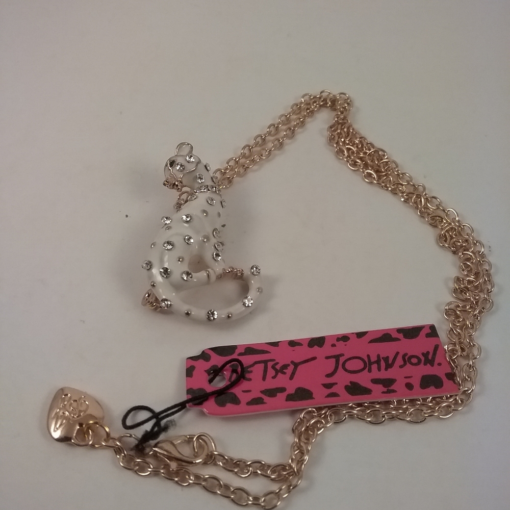 Betsey Johnson Cat Pendant  Brooch White